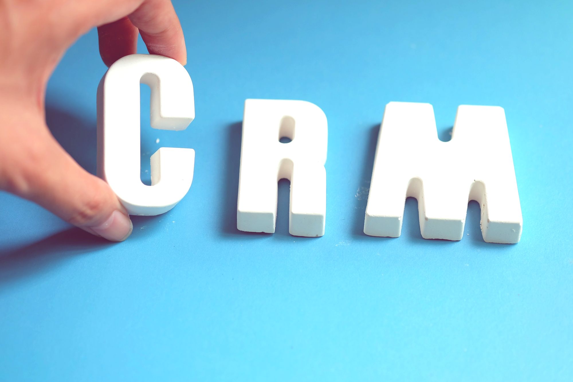نظام إدارة علاقات العملاء CRM: إليك 5 علامات قوية تشير لاحتياج شركتك إليه