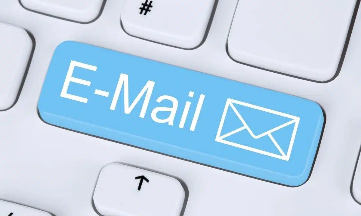 ماهو البريد الإلكتروني؟ اكتشف أسراره وأهمية استخدامه